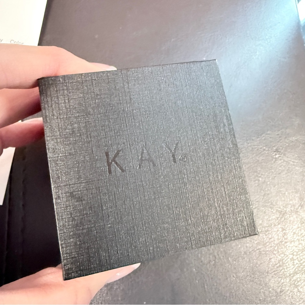 NWT Kay Now + Forever Oval-Cut Lab-Grown Diamond vs2 2.02ct tw 14K Yellow Gold - Picture 6 of 13